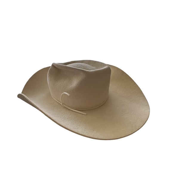 Gladys Tamez Millinery Anais Hat in White Brand New - Picture 4 of 7